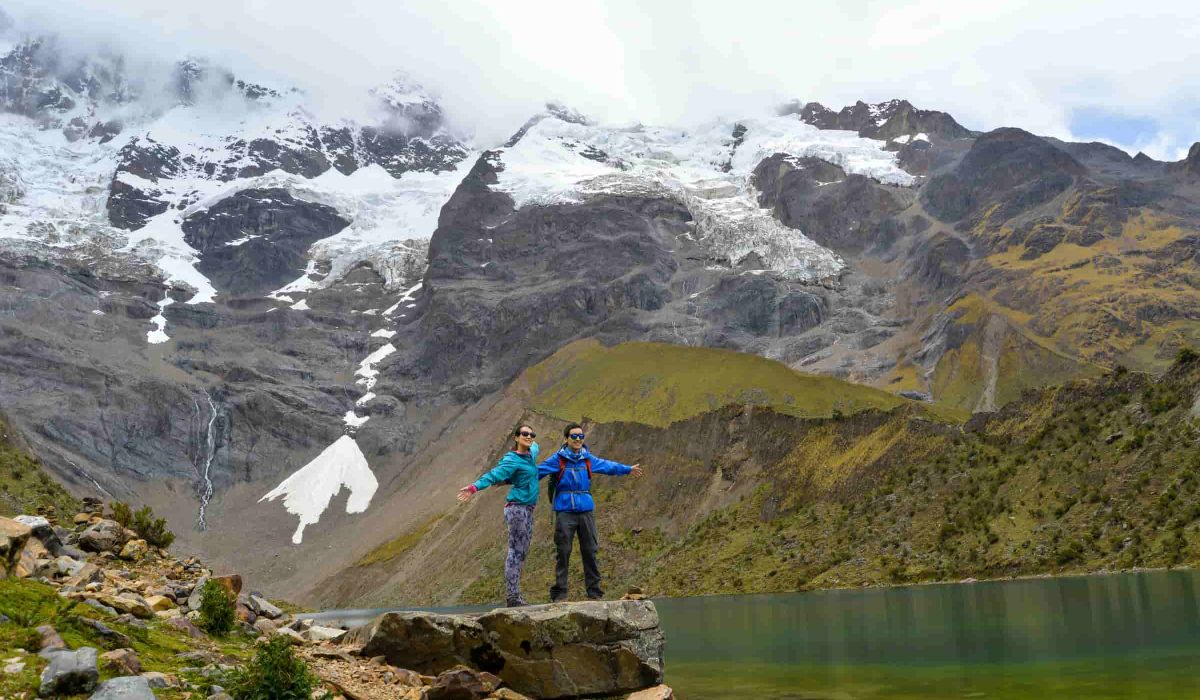 Tour to Humantay Lake Cusco 1 Day